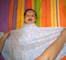 Пелени новородено бебе