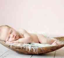 Новородено бебе сън
