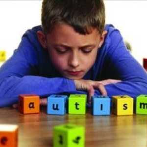 Аутизъм: признаци, симптоми, причини, лечение, грижи