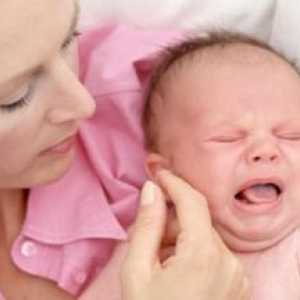 Регургитация при бебета (деца) деца, причини, лечение